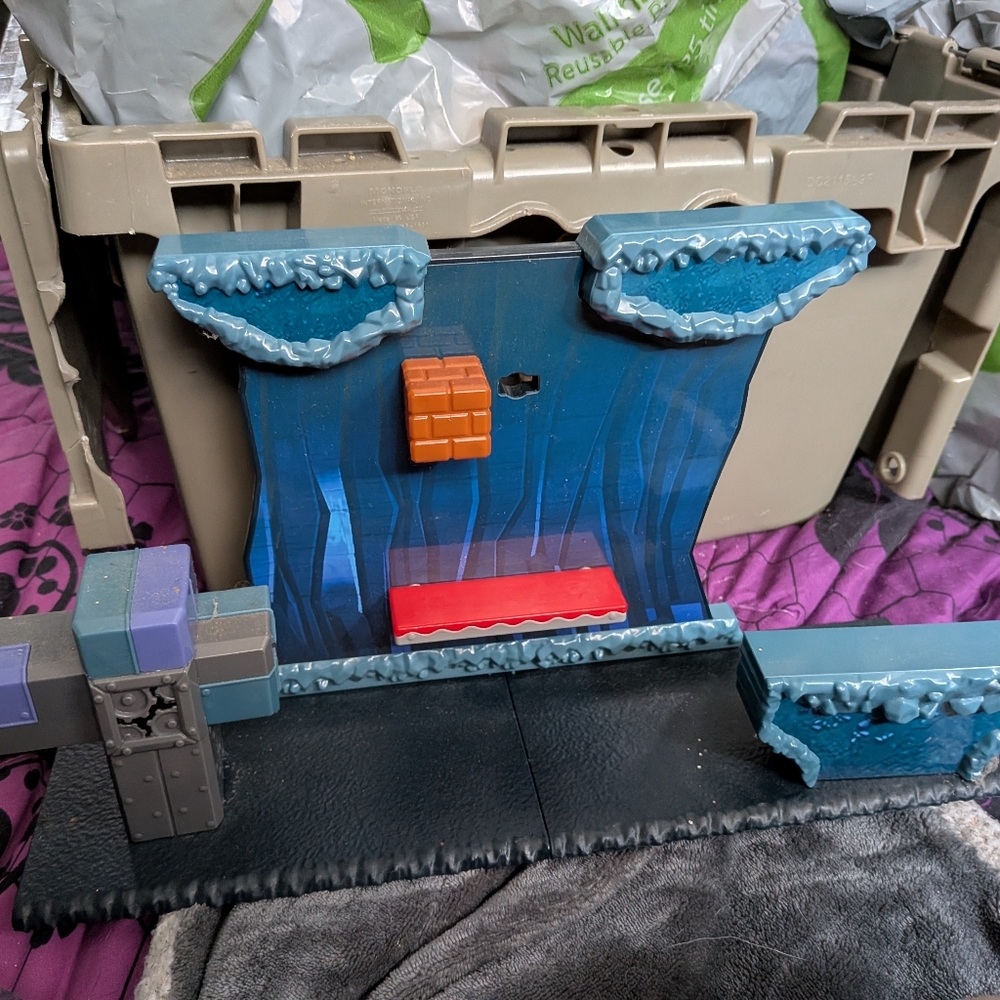 World of Nintendo Super Mario Underground Playset